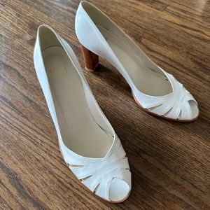 Stuart Weitzman white sandal